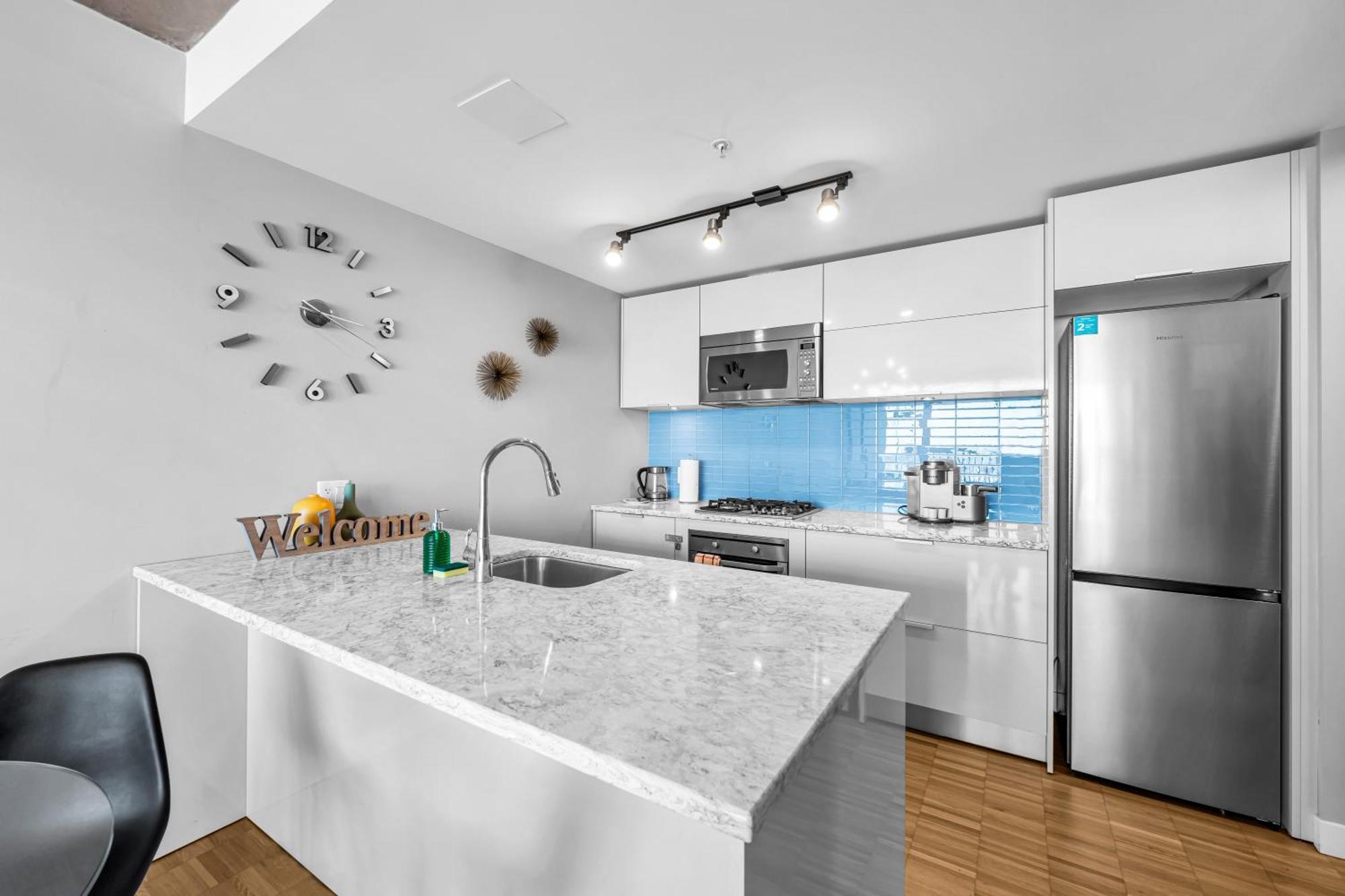 Water Views, 40Th Floor Sub-Penthouse! Entire Condo In The Heart Of Vancouver City Centre Exterior photo