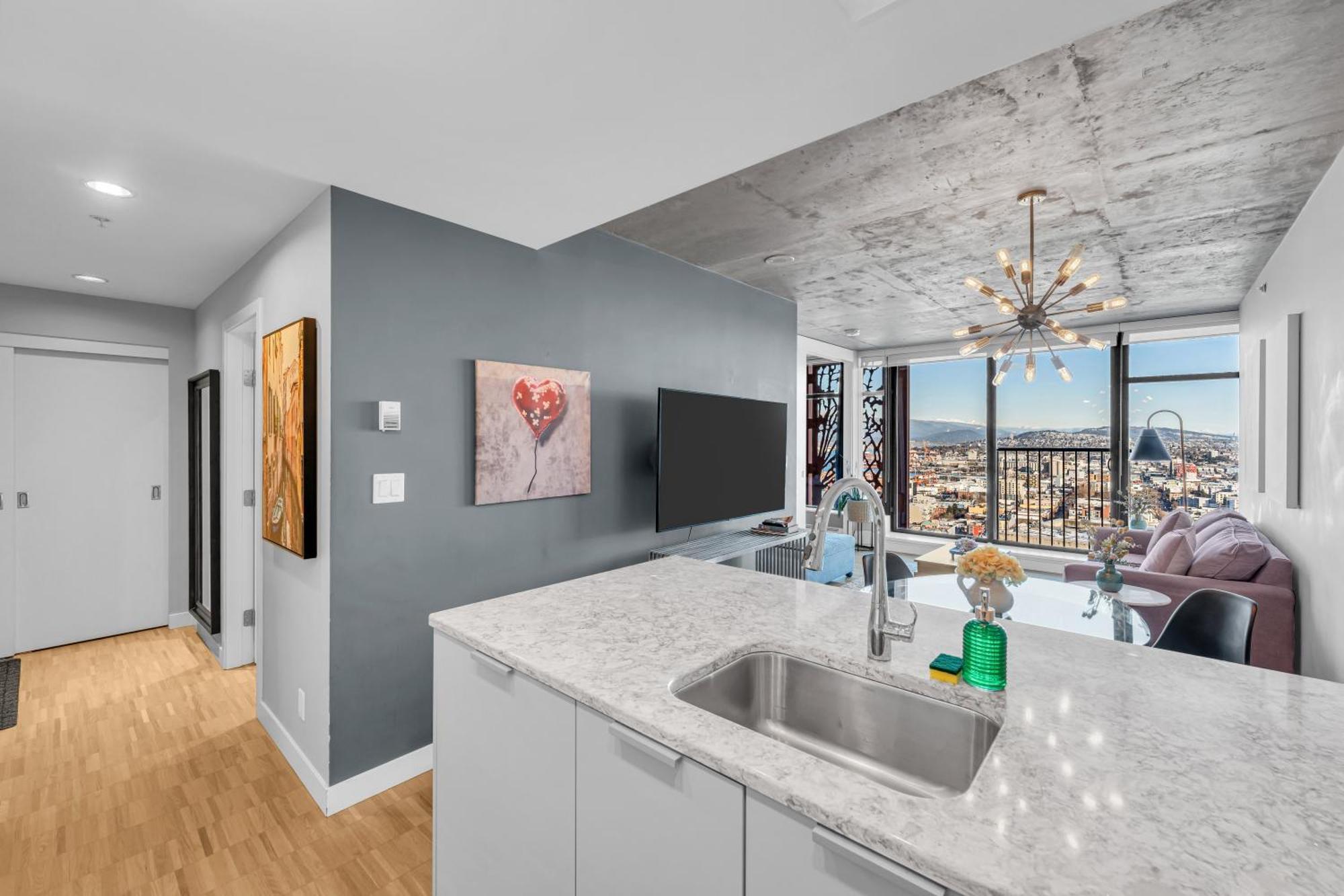Water Views, 40Th Floor Sub-Penthouse! Entire Condo In The Heart Of Vancouver City Centre Exterior photo
